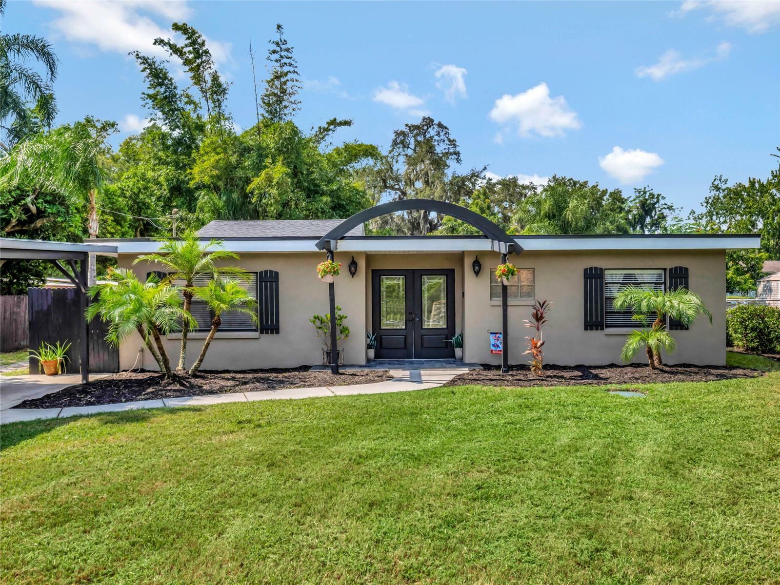 Property Photo:  2530 Franklin Avenue  FL 32789 