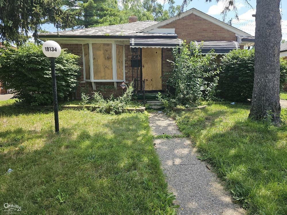 Property Photo:  18134 Dequindre Street  MI 48234 