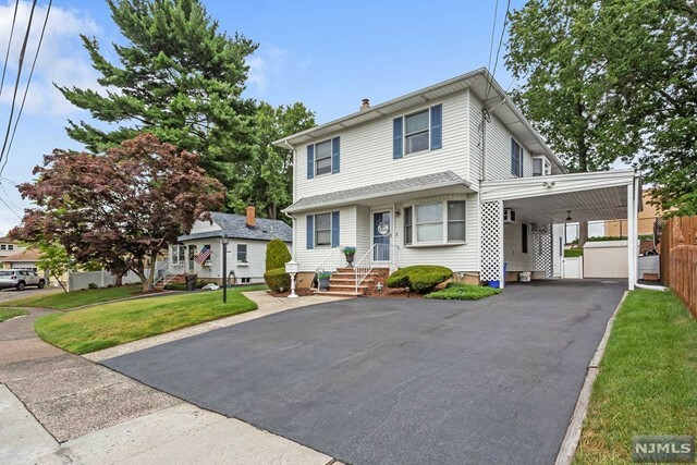 Property Photo:  130 North 7th Street  NJ 07663 