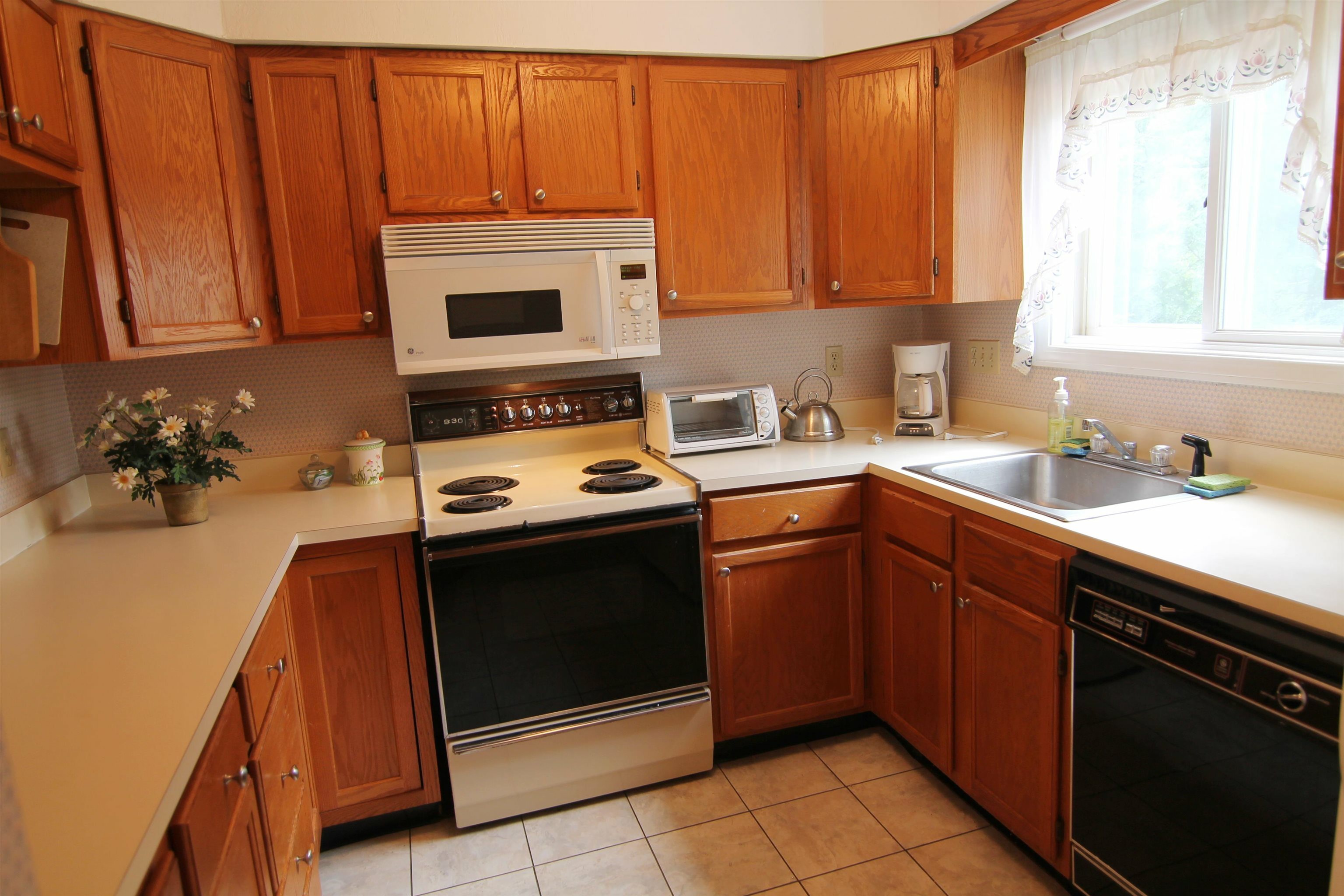 Property Photo:  11 Johnson Drive  NH 03262 