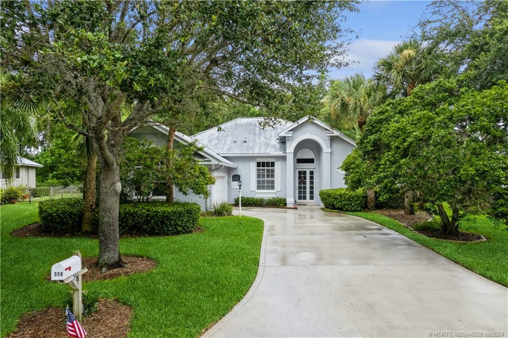 Property Photo:  558 SE Southwood Trail  FL 34997 