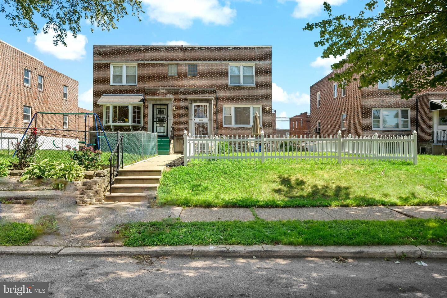 Property Photo:  827 Longshore Avenue  PA 19111 