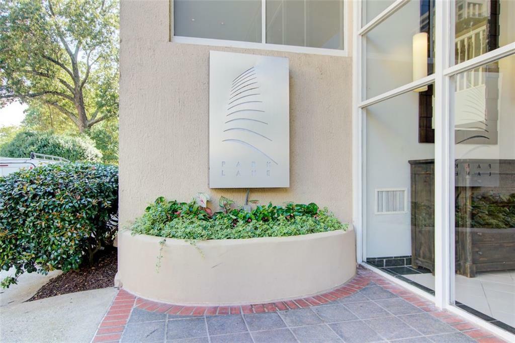 Property Photo:  2479 Peachtree Road NE 304  GA 30305 