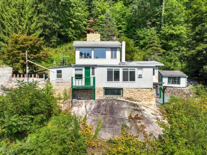 Property Photo:  15 Rock N Wood  NJ 07823 