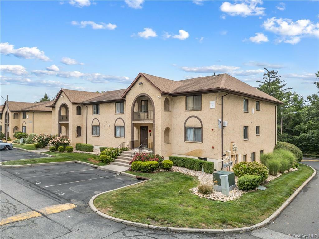 79 Omni Parc Drive  Nanuet NY 10954 photo