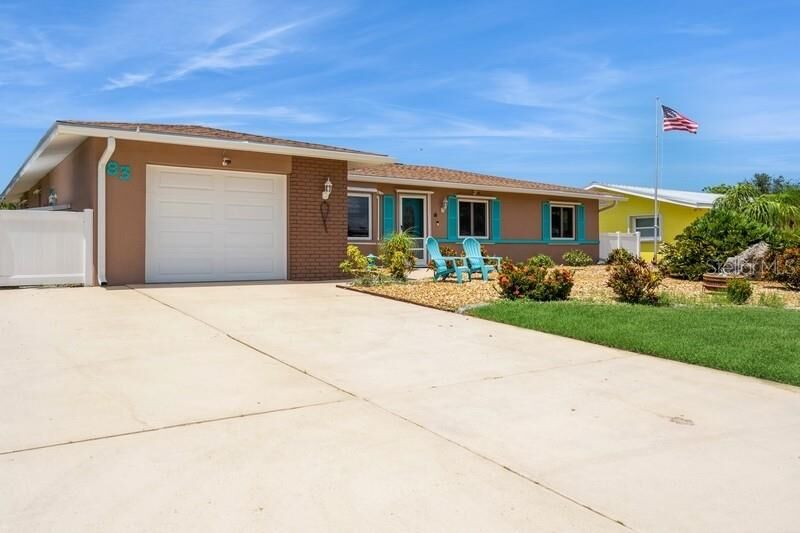 Property Photo: 83 Rotonda Circle FL 33947