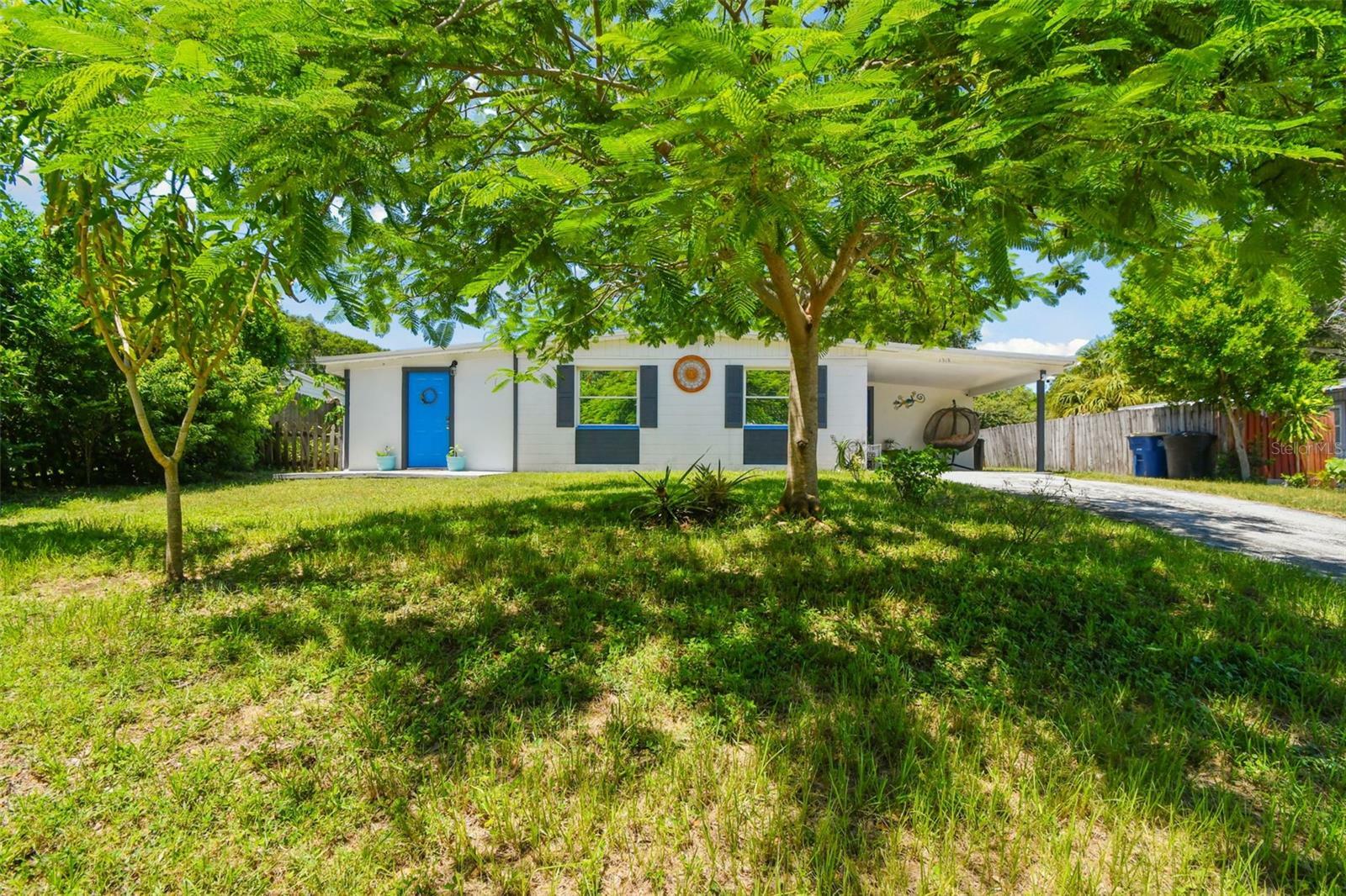 Property Photo:  1518 Nelson Avenue  FL 33755 