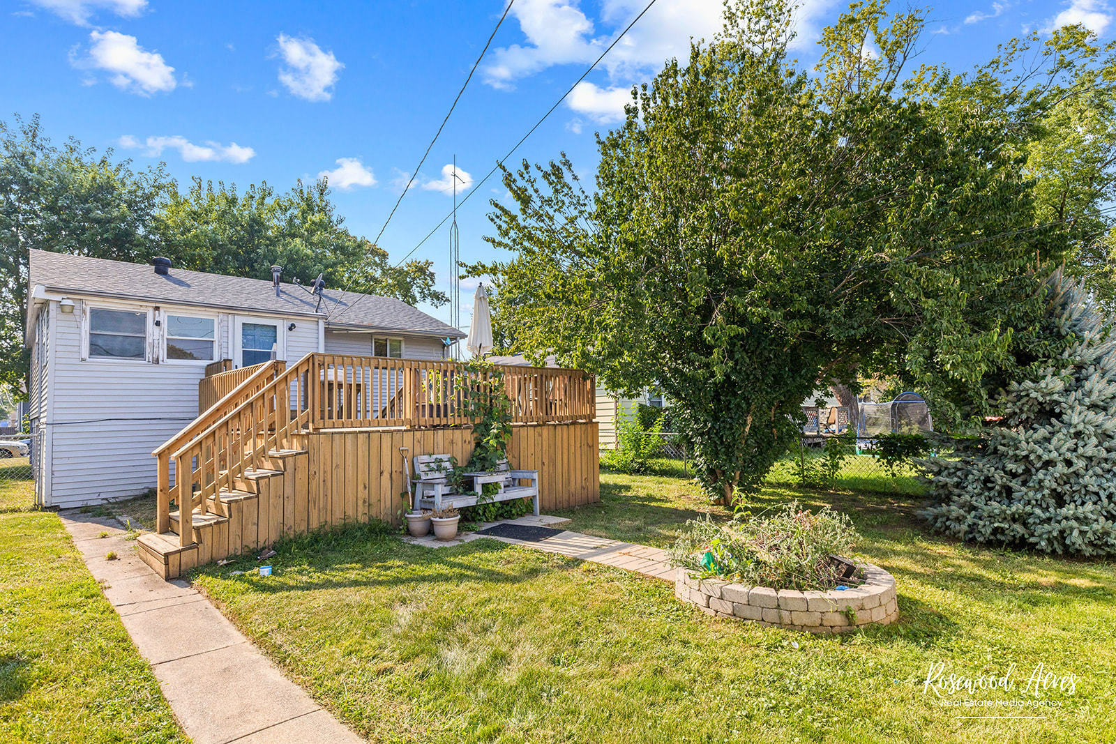 Property Photo:  254 N Randolph Avenue  IL 60915 