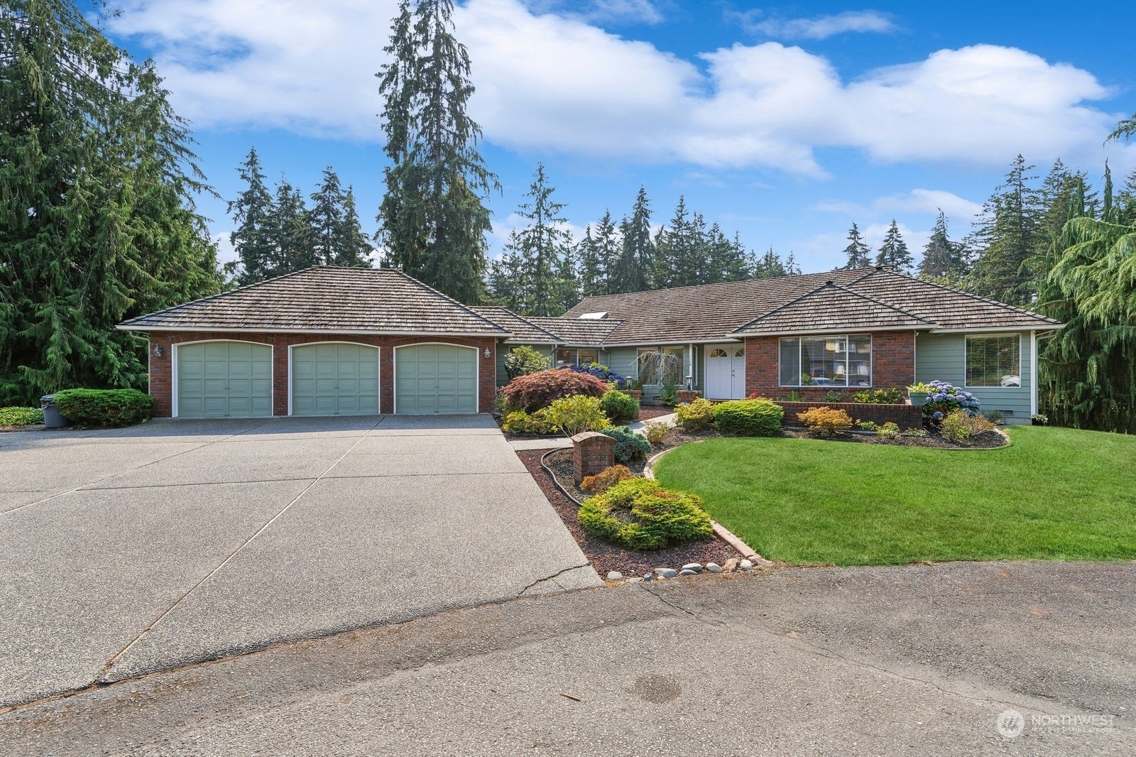 Property Photo:  226 174th Street SW  WA 98012 