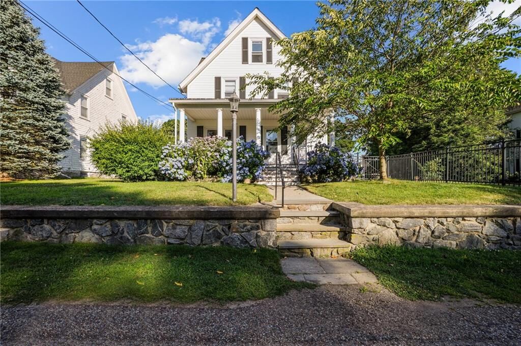 Property Photo:  28 Homestead Avenue  RI 02896 