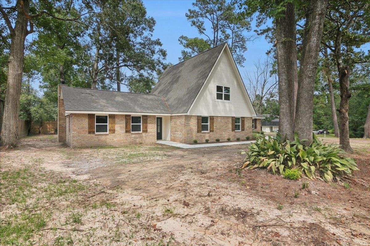 Property Photo:  2 Briarcliff  TX 77657 