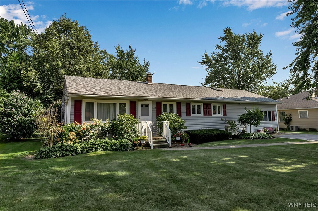 Property Photo:  1056 Elliott Drive  NY 14092 