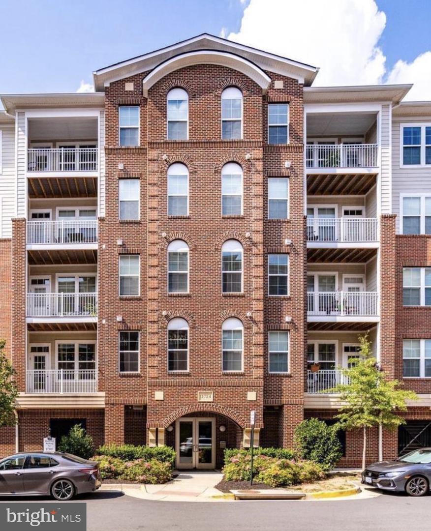 Property Photo: 13724 Neil Armstrong Avenue 306 VA 20171