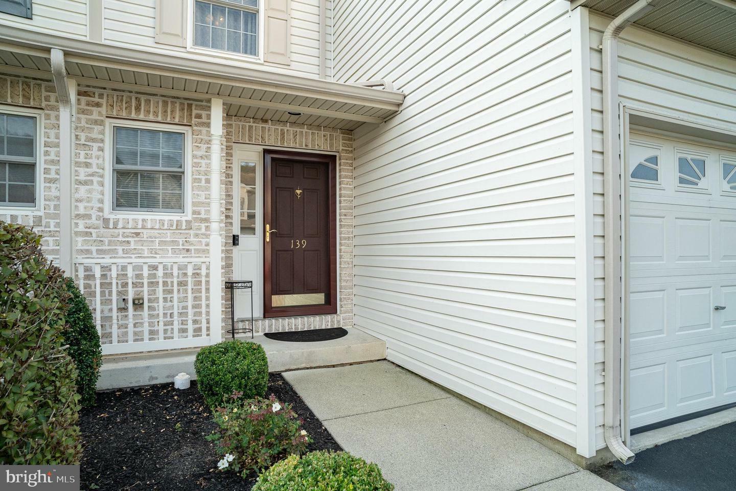 Property Photo:  139 Oaklea Road  PA 17110 