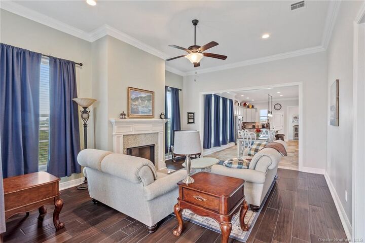 Property Photo: 3021 Forestwood Drive LA 70607