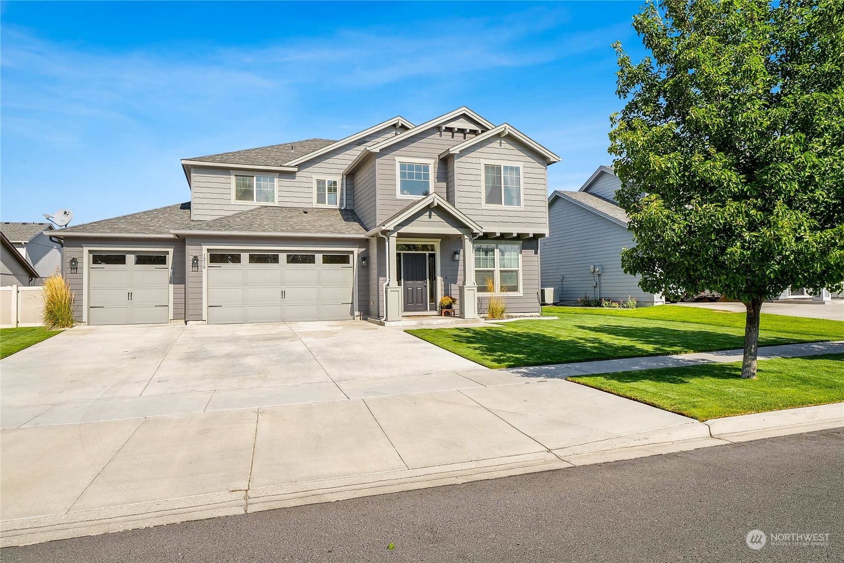 1210 NE Fairway Drive  Moses Lake WA 98837 photo