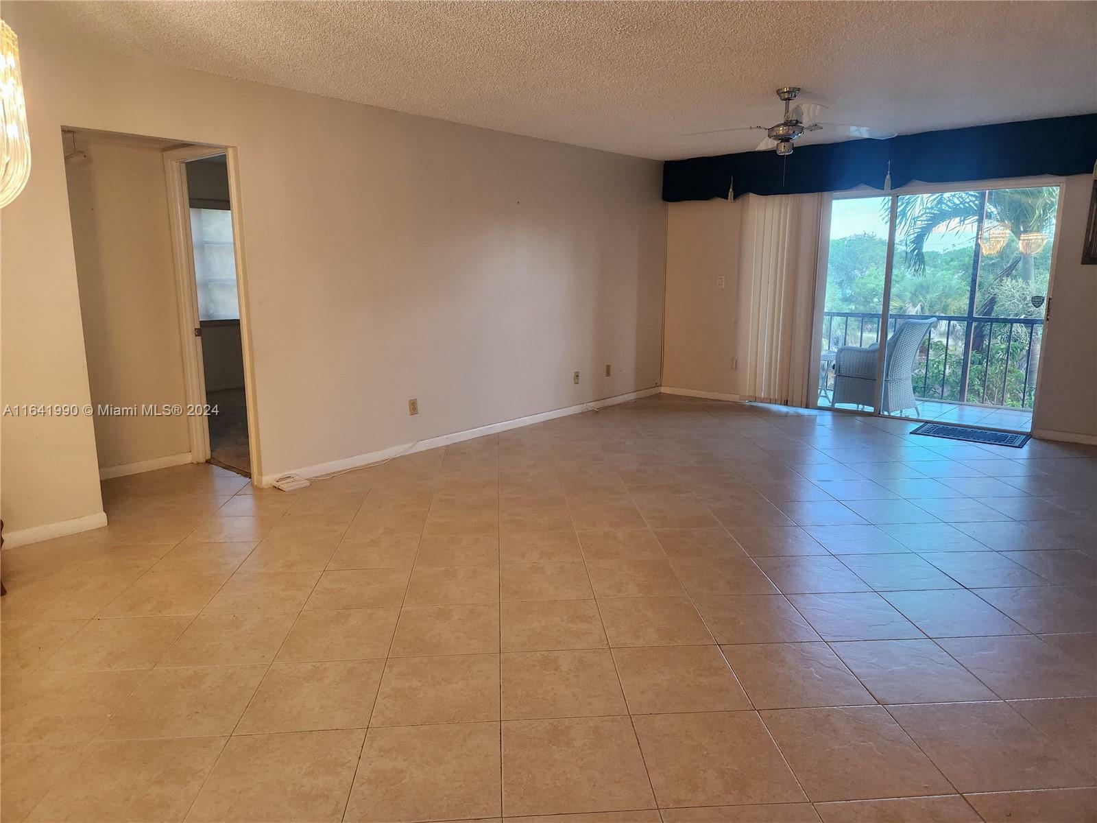 Property Photo:  8240 SW 24th St 5214  FL 33068 