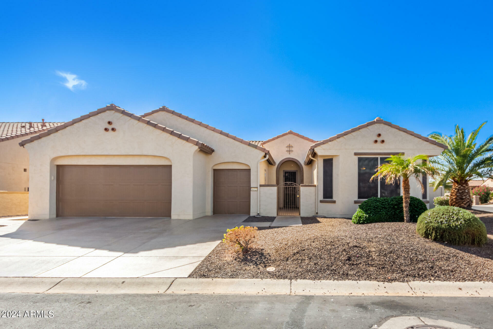 Property Photo:  16525 W Sheridan Street  AZ 85395 