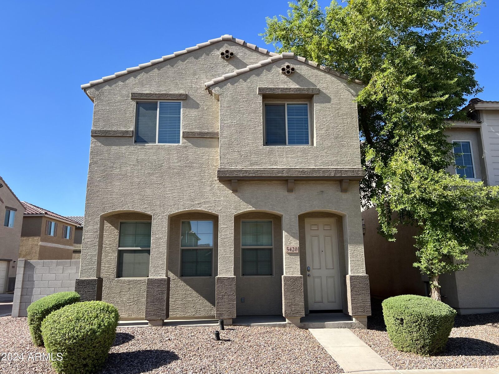 Property Photo:  5420 W Albeniz Place  AZ 85043 