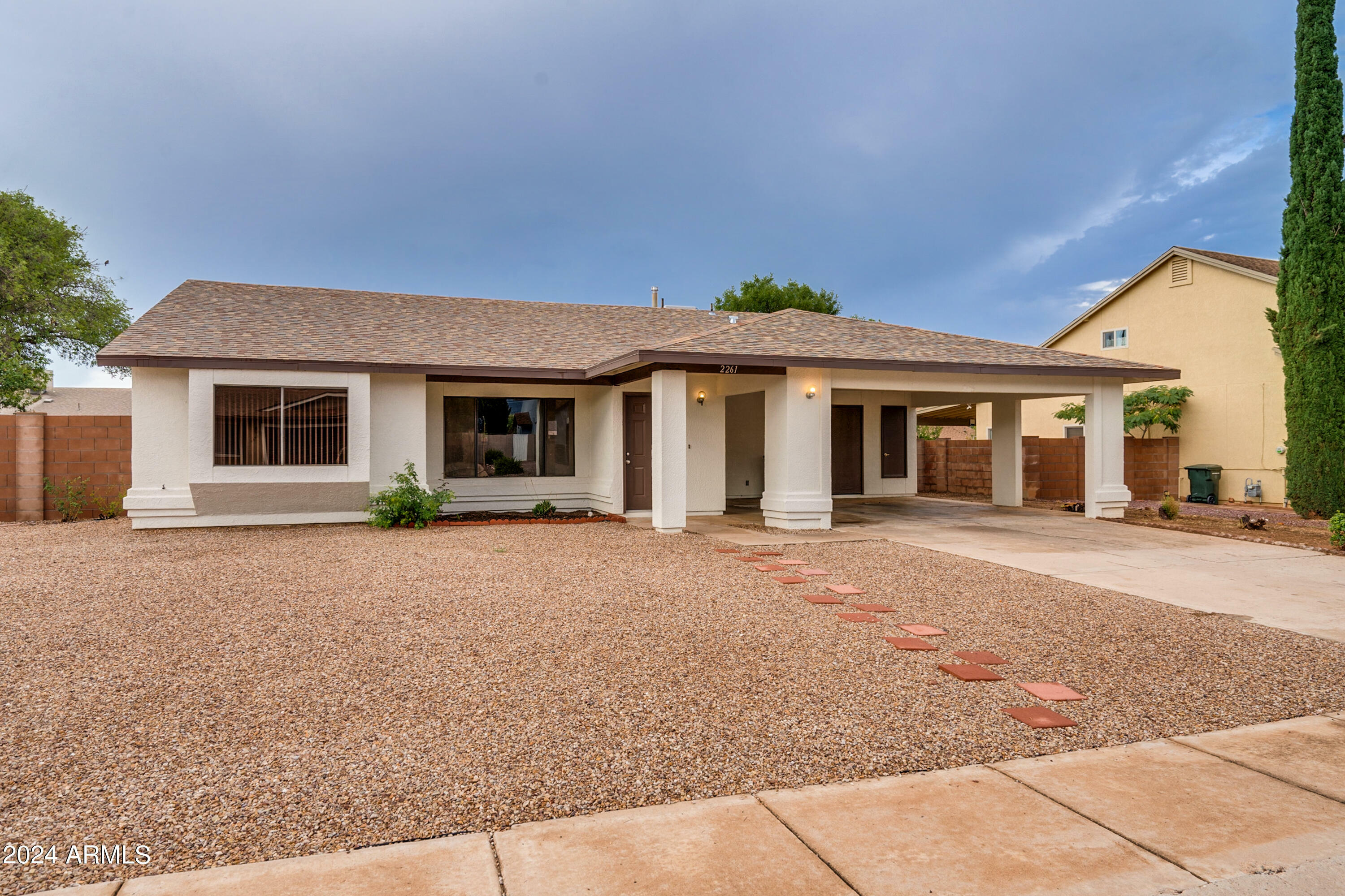 Property Photo:  2261 Iris Drive  AZ 85635 