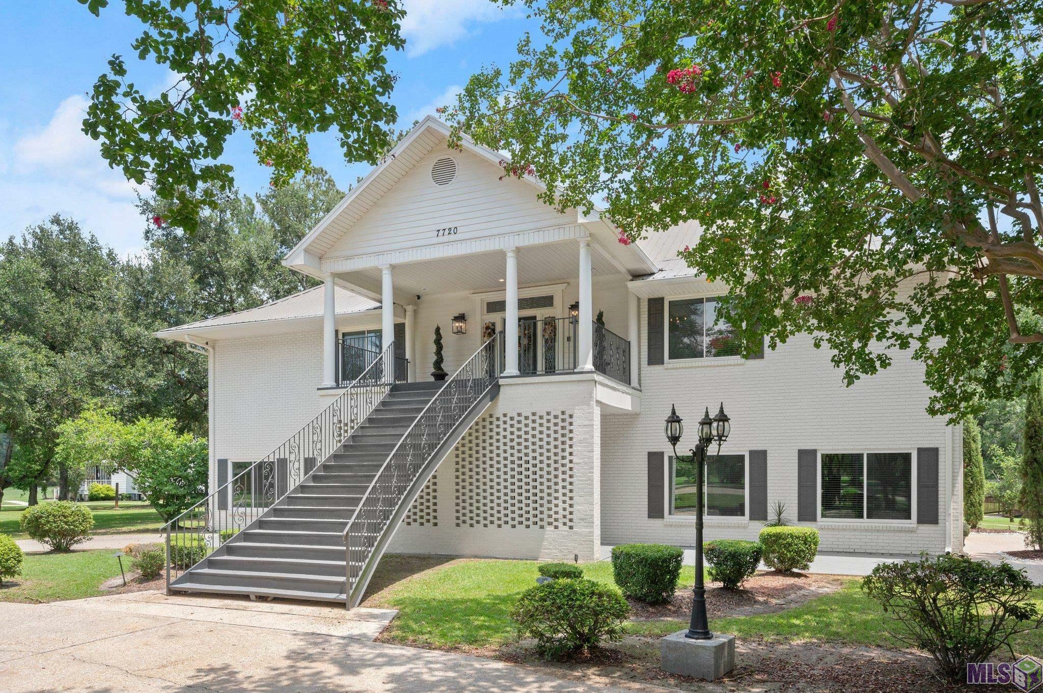 Property Photo: 7720 Brett Pl LA 70818
