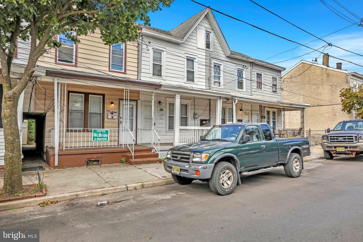 Property Photo:  913 Beatty Street  NJ 08611 