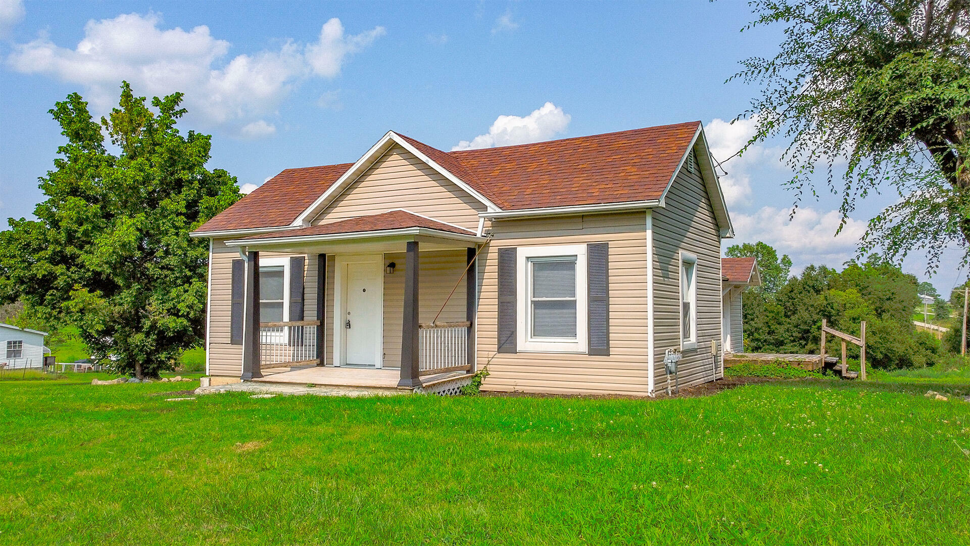 Property Photo:  4923 Marion St  MO 65074 