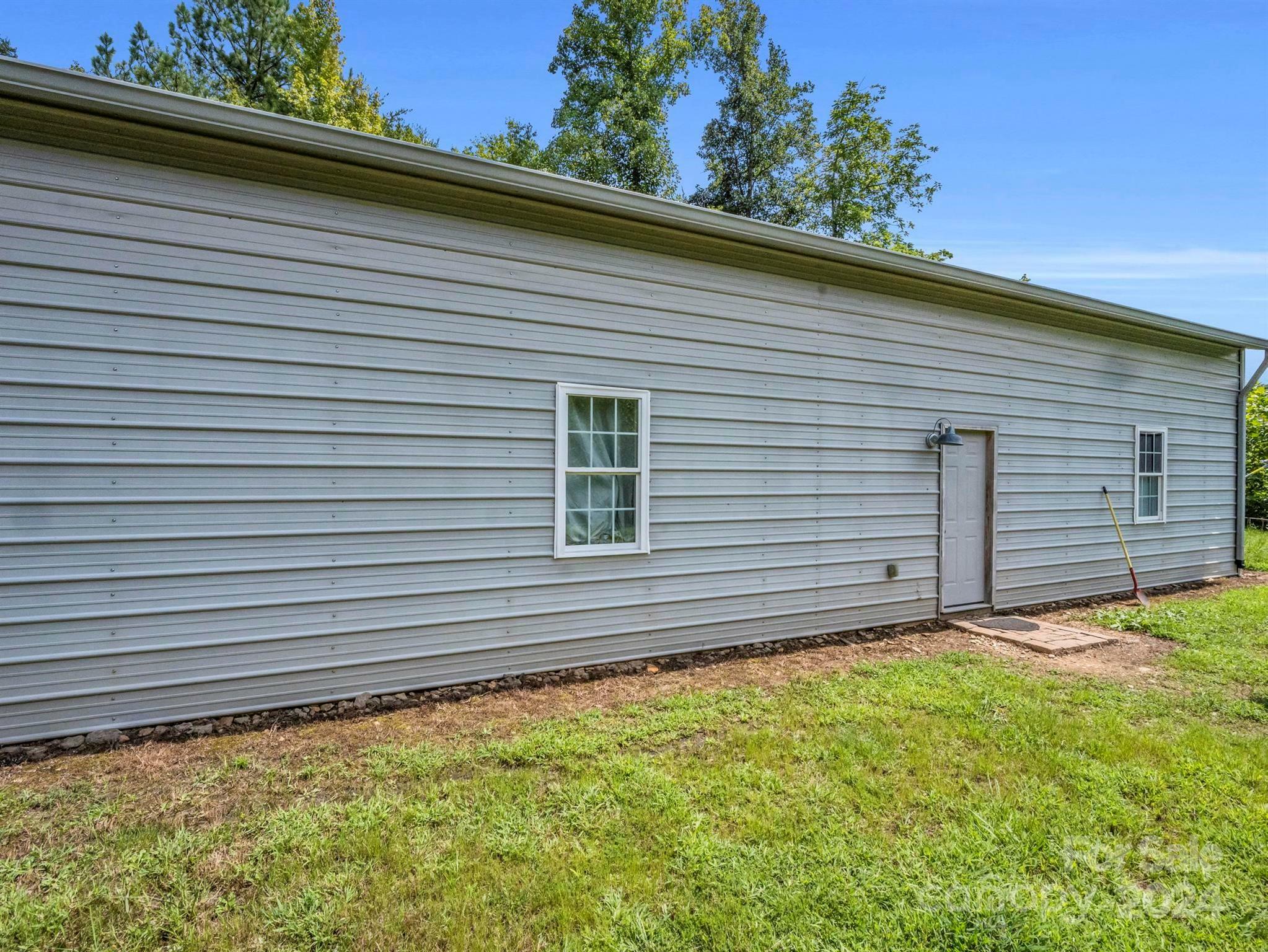 Property Photo: 1857 Duncans Creek Road NC 28040