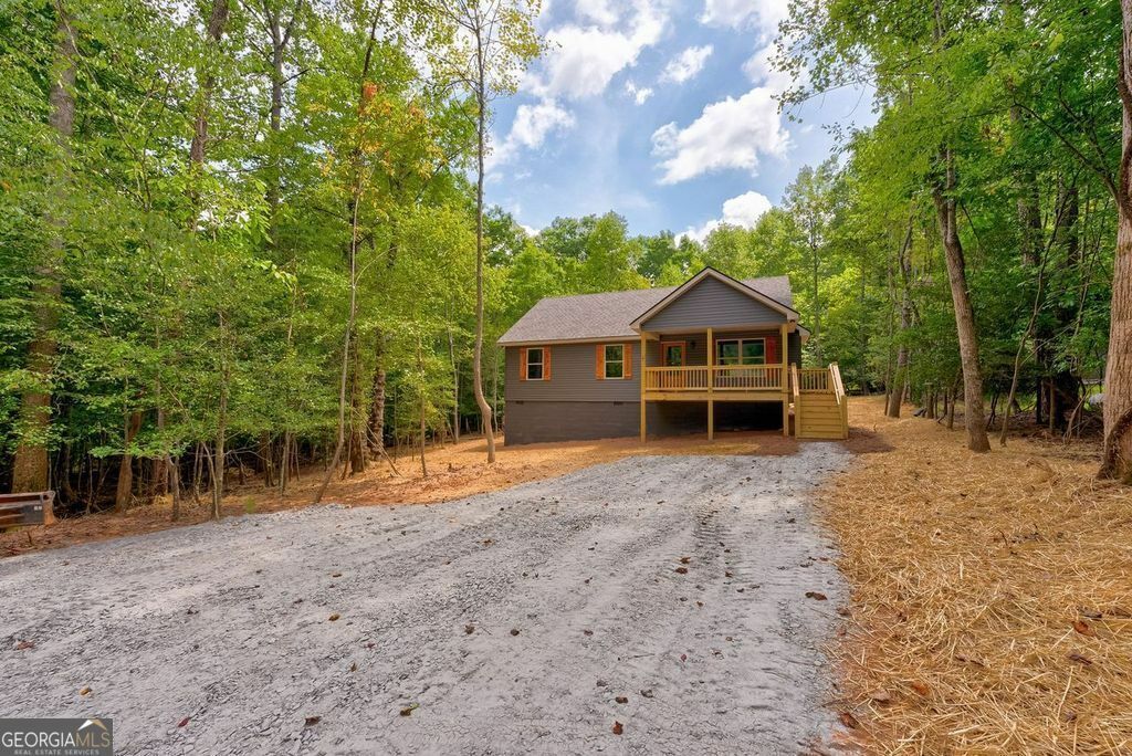 Property Photo:  705 Villa Drive  GA 30540 