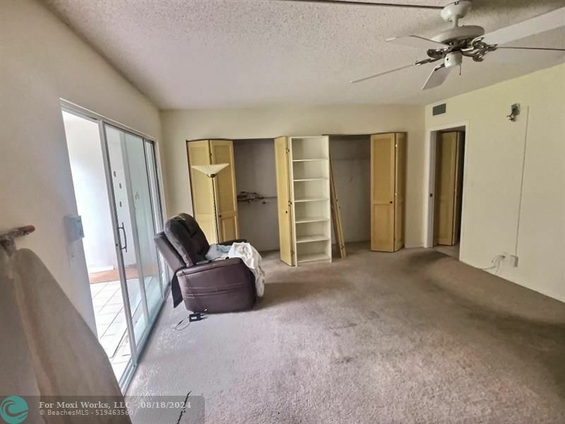 Property Photo:  2404 Antigua Cir K2  FL 33066 