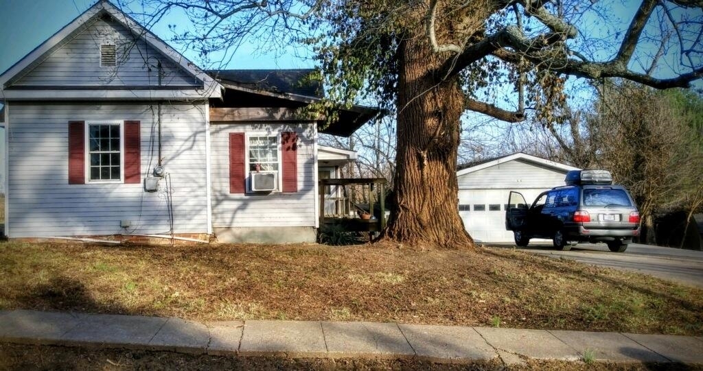 Property Photo:  1010 Second St  KY 42420 