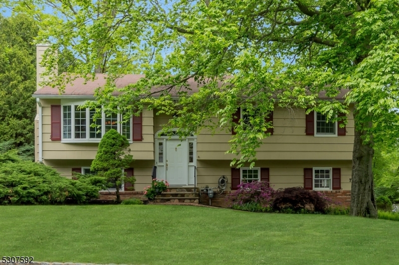 Property Photo: 7 Arlington Dr NJ 07834