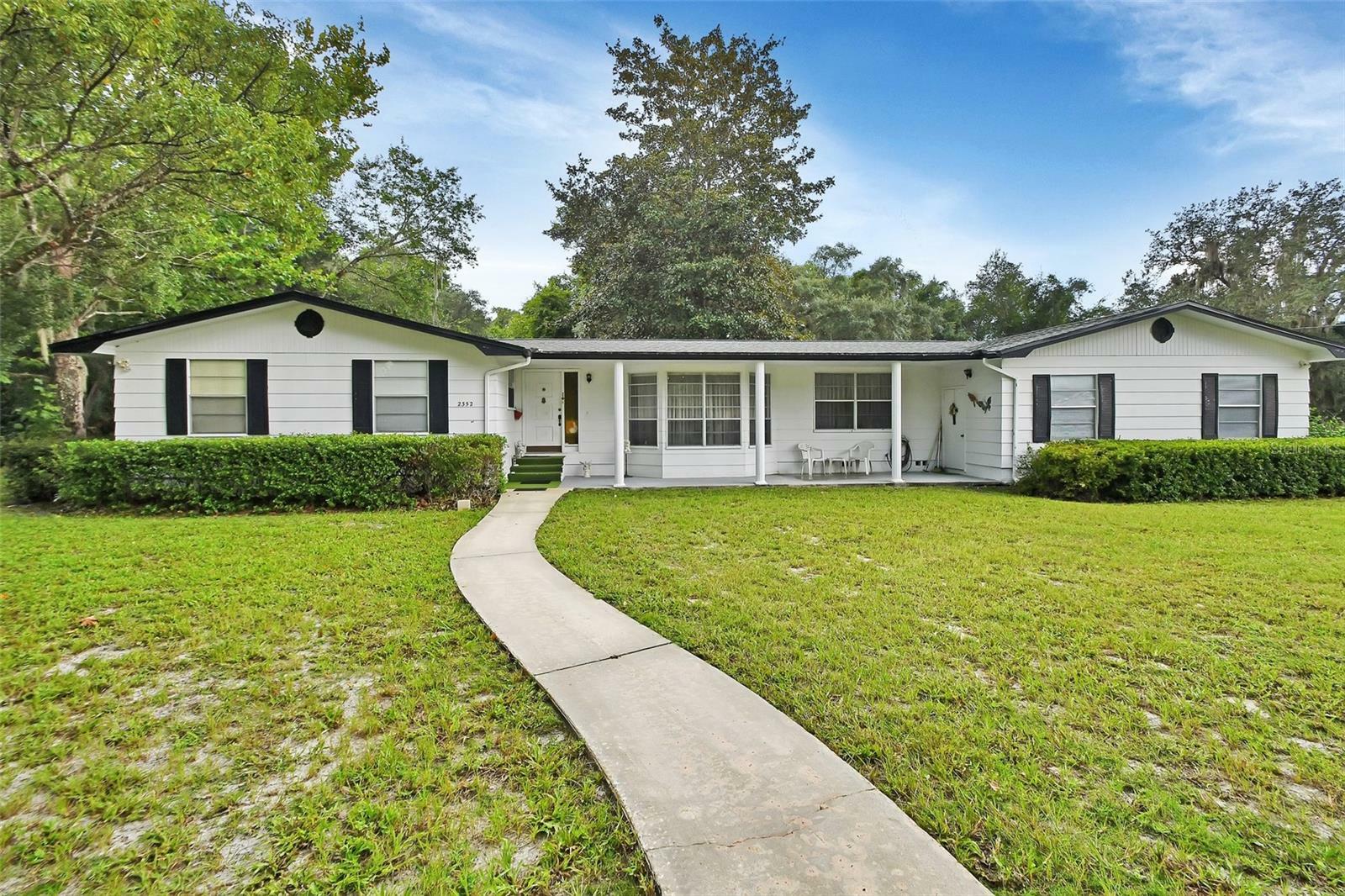 2352 Chapel Hill Drive  Deland FL 32720 photo