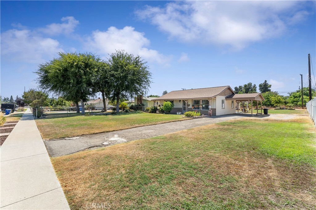 Property Photo:  403 S Aspan Avenue  CA 91702 