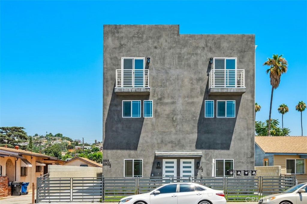 Property Photo:  3841 E Cesar Chavez Boulevard  CA 90063 