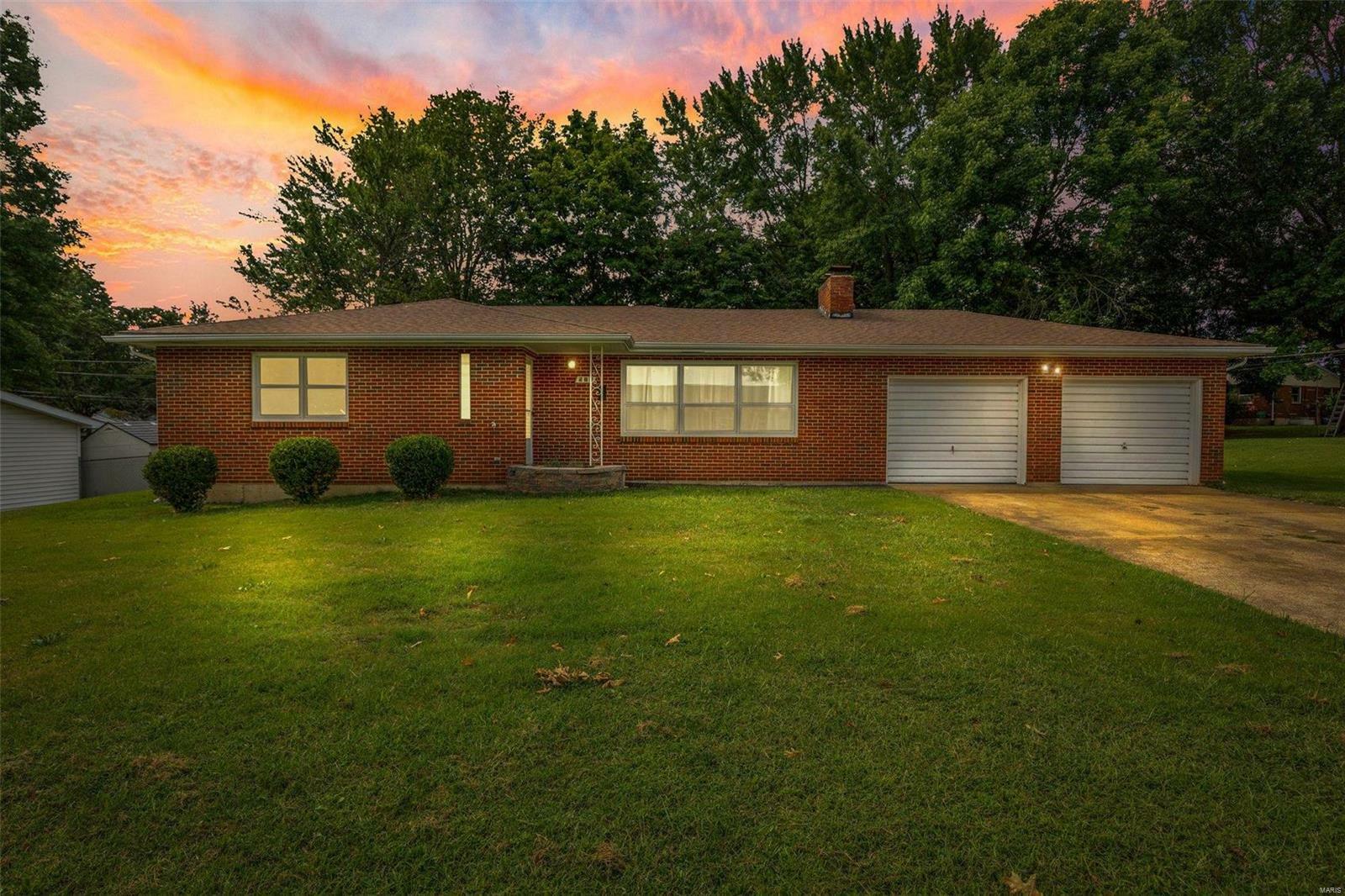 Property Photo:  522 Memorial Place  MO 63640 