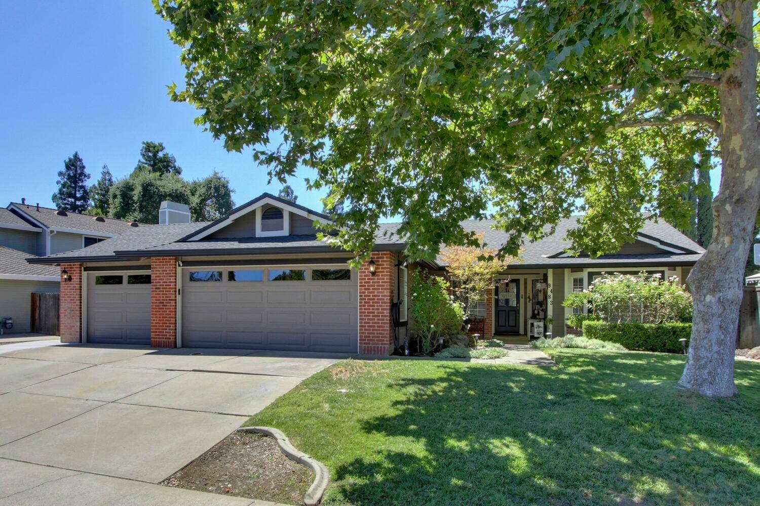 9483 Crowell Drive  Elk Grove CA 95624 photo