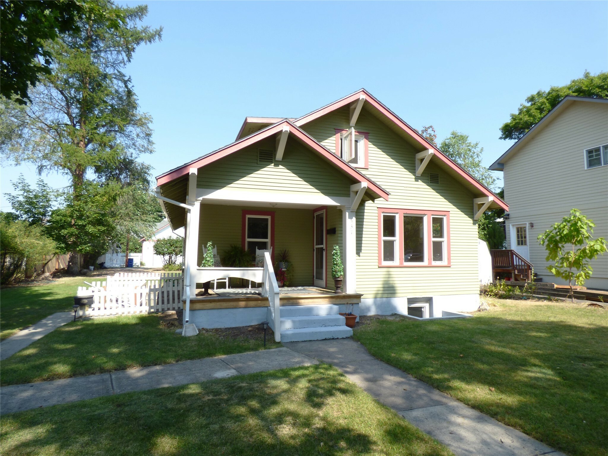 Property Photo:  537 Hill Street  MT 59801 