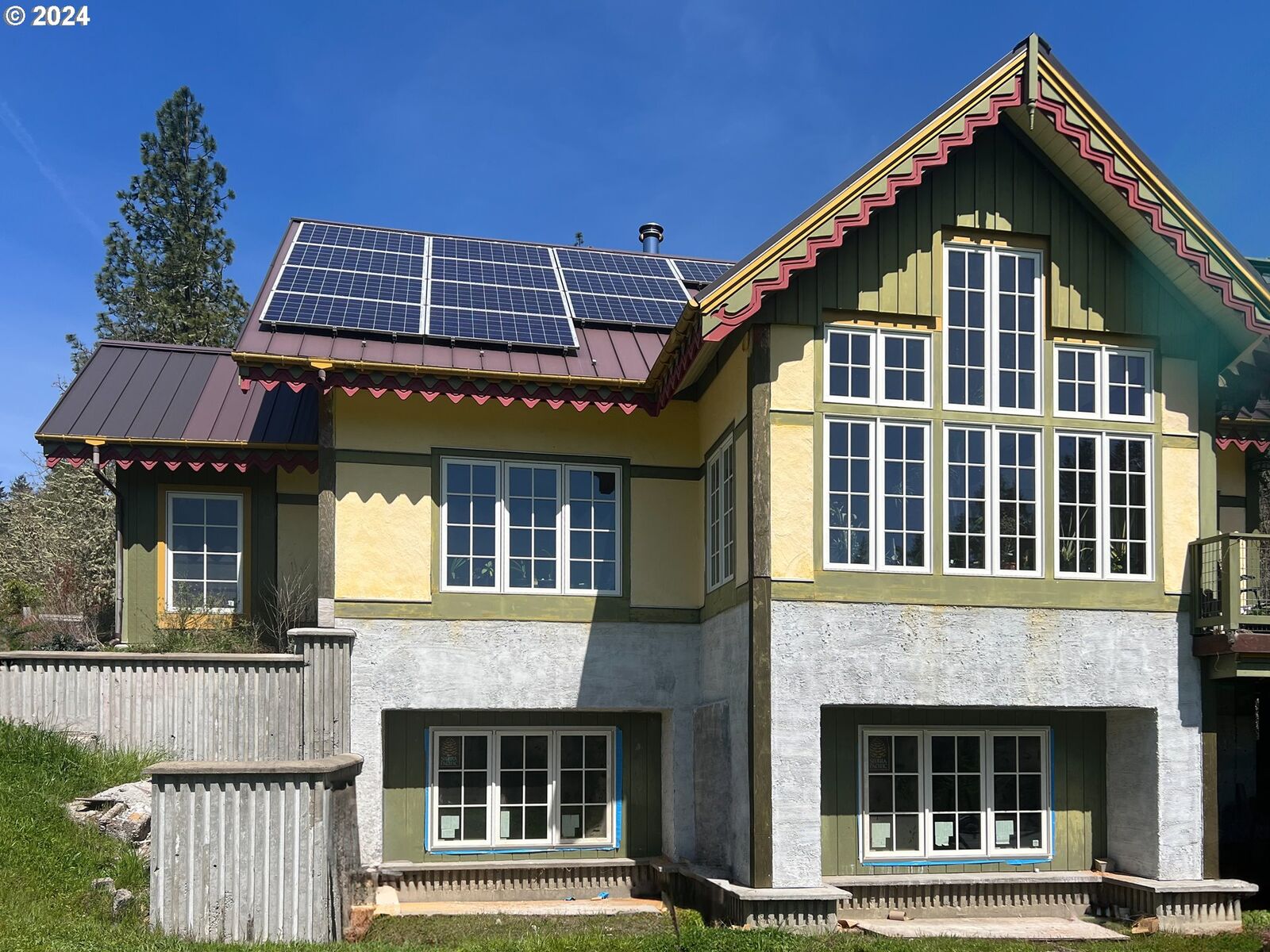 Property Photo: 85255 Christensen Rd OR 97405