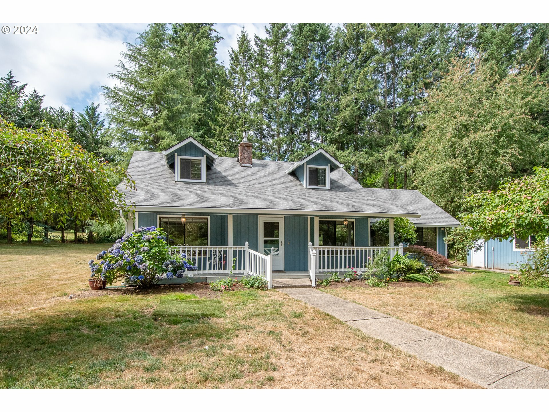 Property Photo:  27408 NE 152nd Ave  WA 98604 