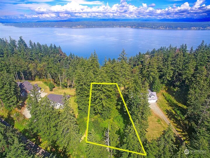 4081  Preserve Drive  Camano Island WA 98282 photo