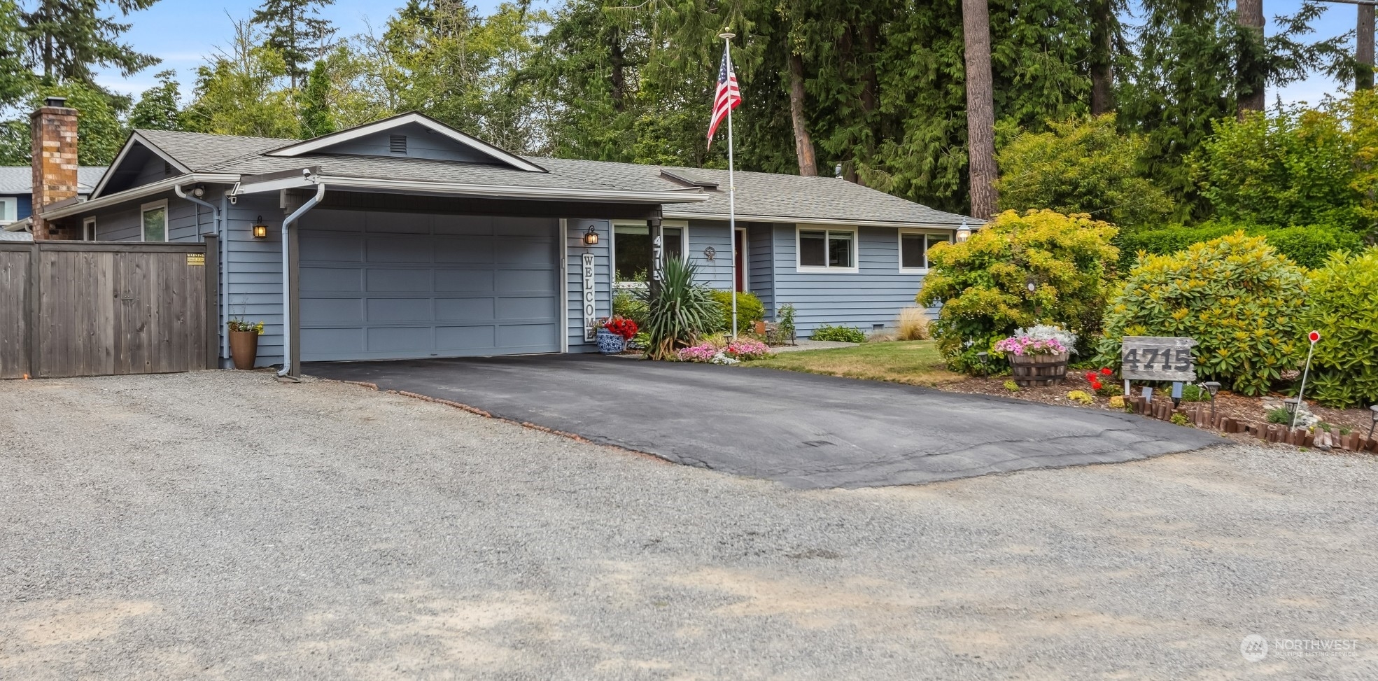 Property Photo:  4715 156th Street SW  WA 98026 