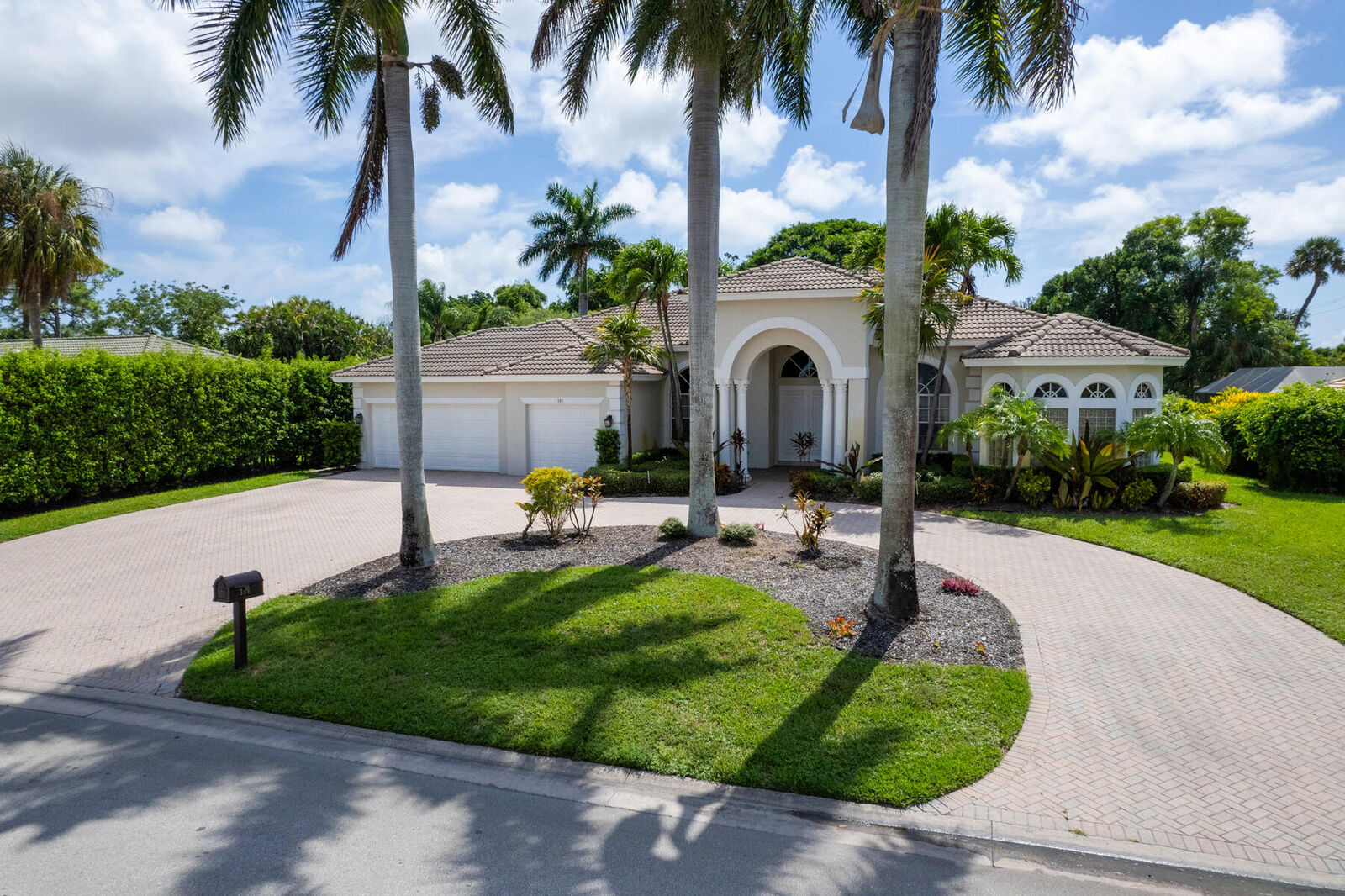 Property Photo:  306 Glenbrook Drive  FL 33462 