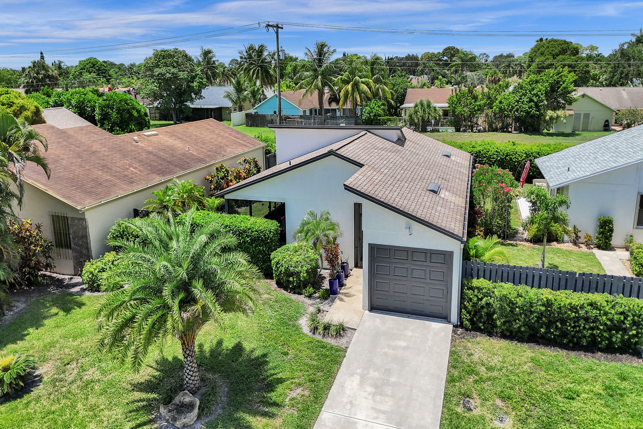 Property Photo:  800 NW 32nd Avenue  FL 33445 