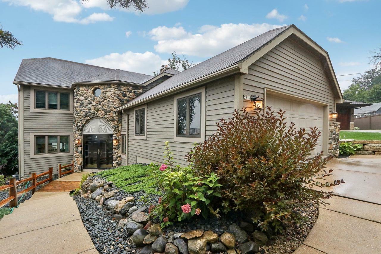 Property Photo:  5615 Mendota Drive  WI 53562 