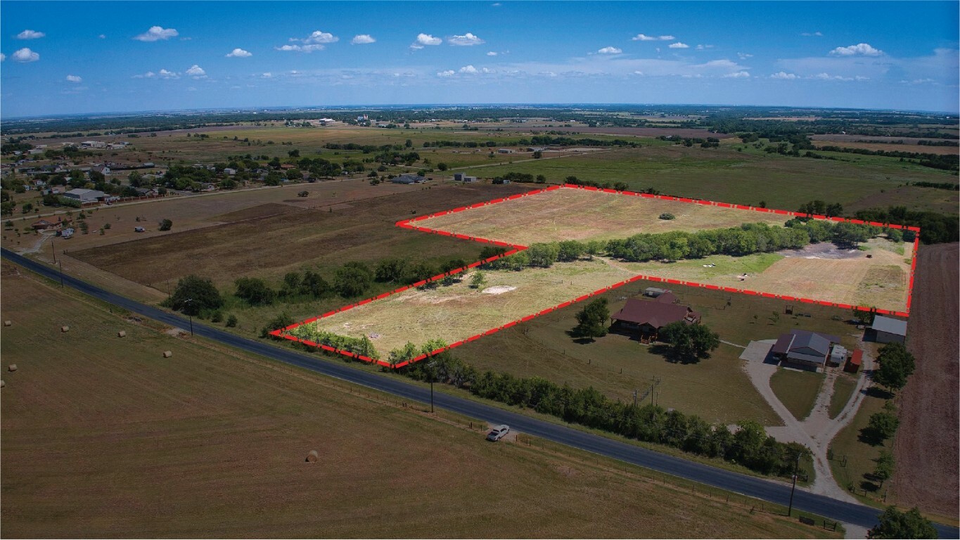 Property Photo: 1250 County Road 311 Road TX 76537