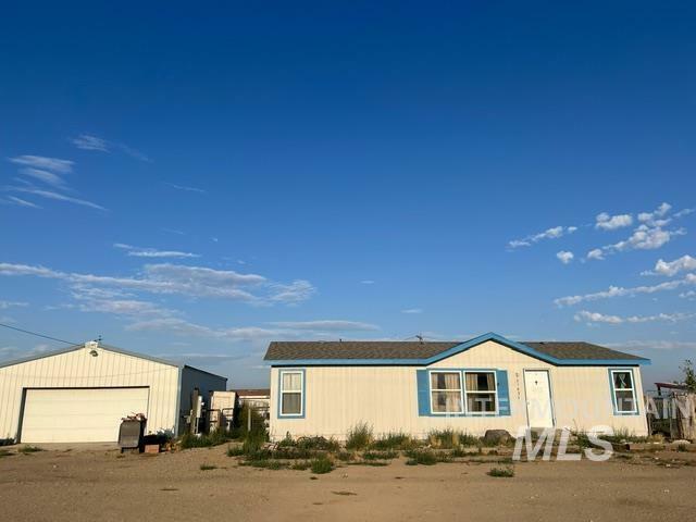 Property Photo:  21654 Notus Rd  ID 83626 