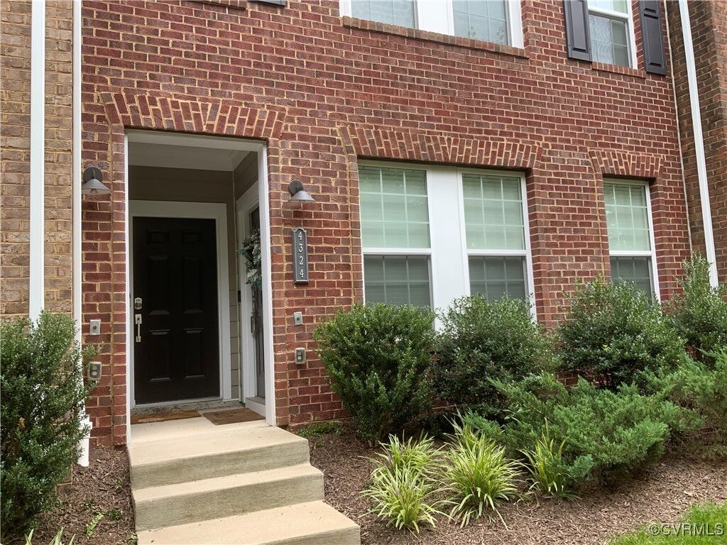 Property Photo:  4324 Saunders Station Loop A  VA 23233 