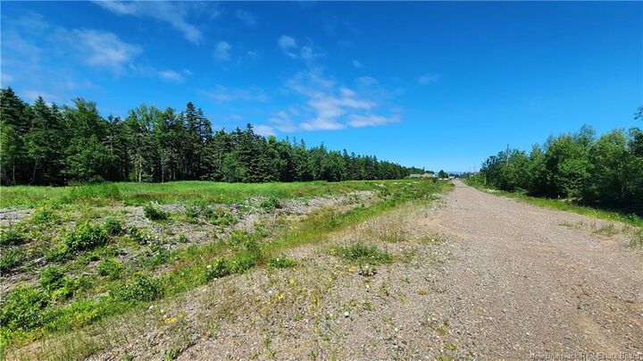 Property Photo:  4034sm1de4 Rue Alfreda  NB E1X 1B4 