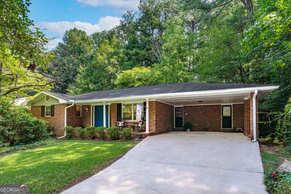 Property Photo:  1431 Sanden Ferry Drive  GA 30033 